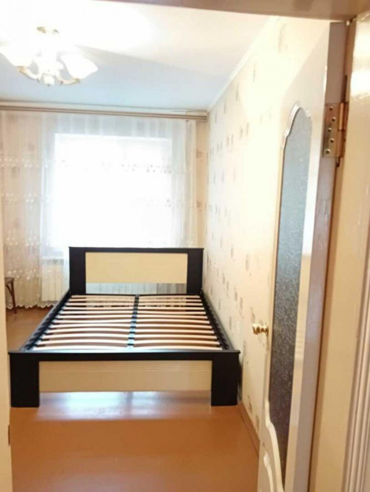 3-комн квартира Дружбы ул, 43
