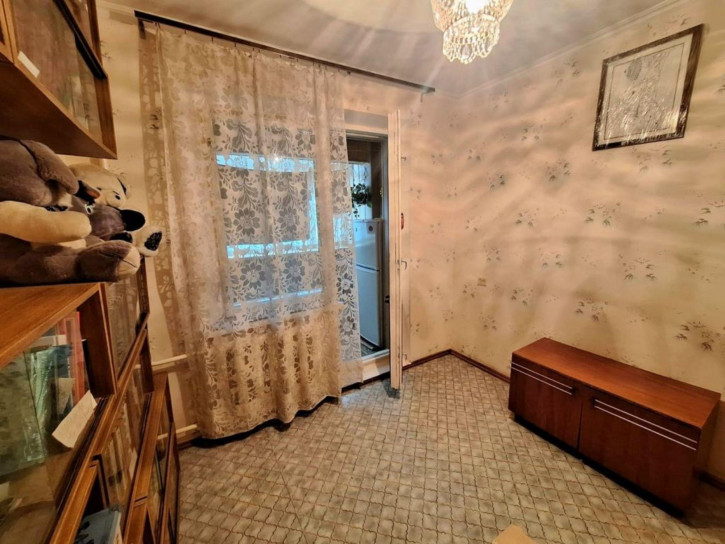 4-комн квартира Панагюриште ул, 18