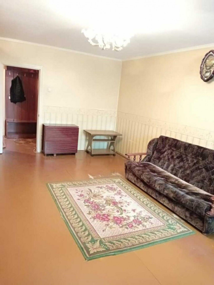3-комн квартира Дружбы ул, 43