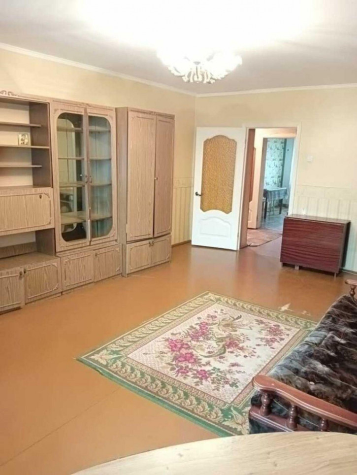 3-комн квартира Дружбы ул, 43