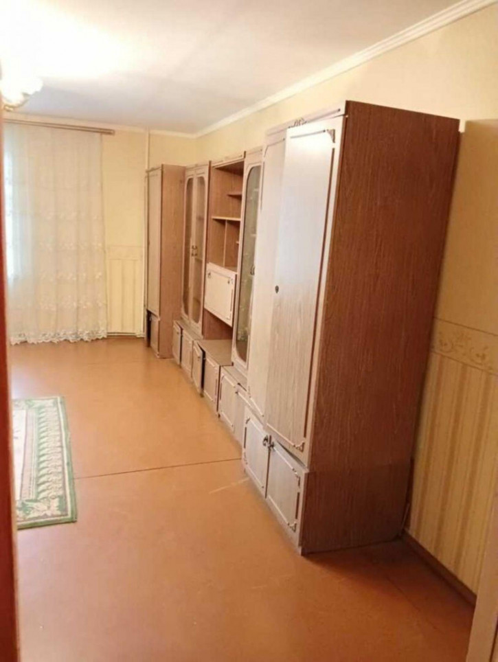 3-комн квартира Дружбы ул, 43