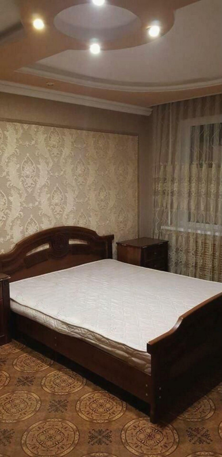 3-комн квартира Кочубея ул, 21к5