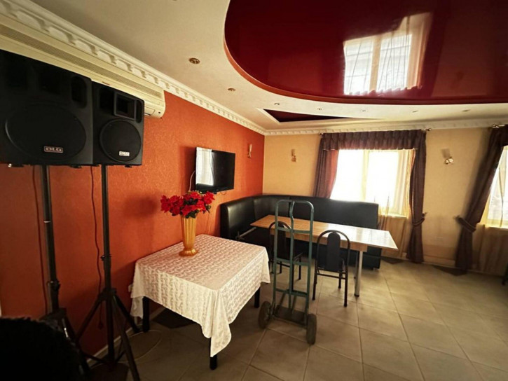 Помещение свободного назначения Кузнечная ул, 8