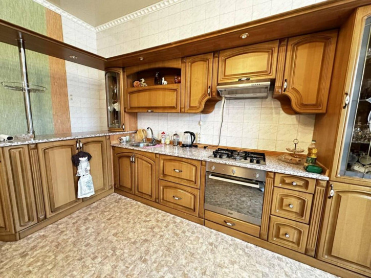 Коттедж/дом Октябрьская ул Коттедж/дом Октябрьская ул