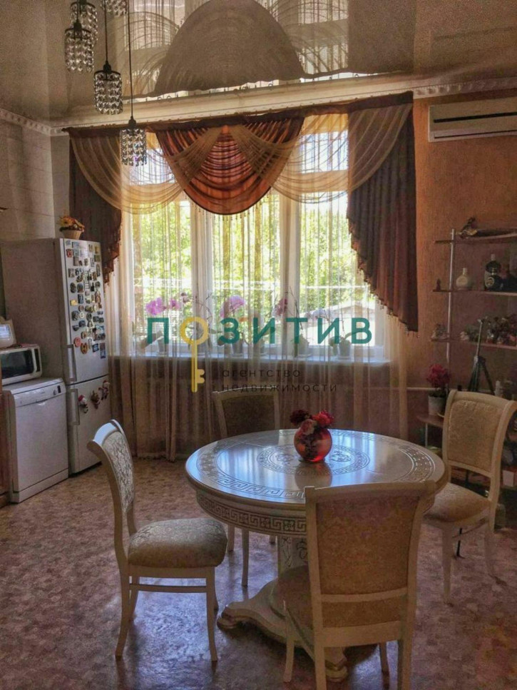 Коттедж/дом Октябрьская ул Коттедж/дом Октябрьская ул