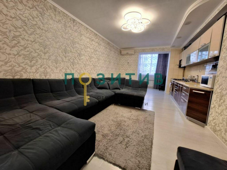 2-комн квартира Нежнова ул, 21к3