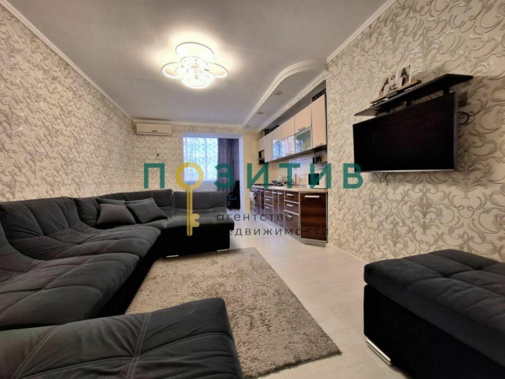 2-комн квартира Нежнова ул, 21к3