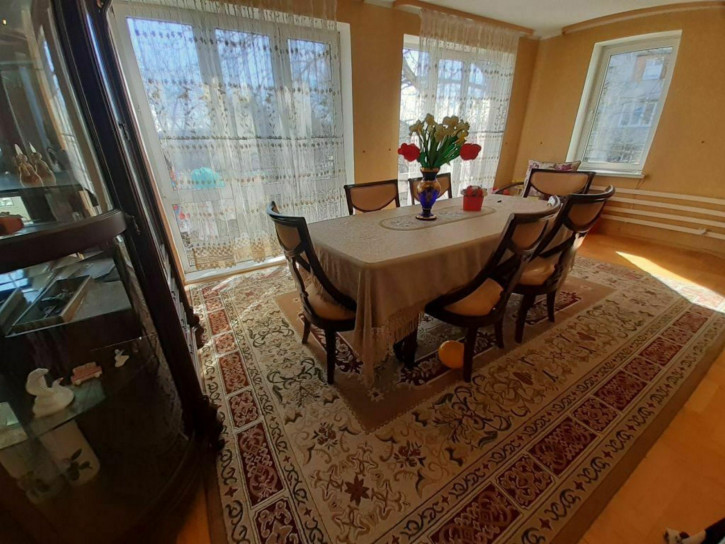 4-комн квартира Кочубея ул, 21к5
