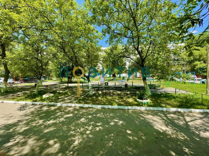 2-комн квартира Козлова ул, 52