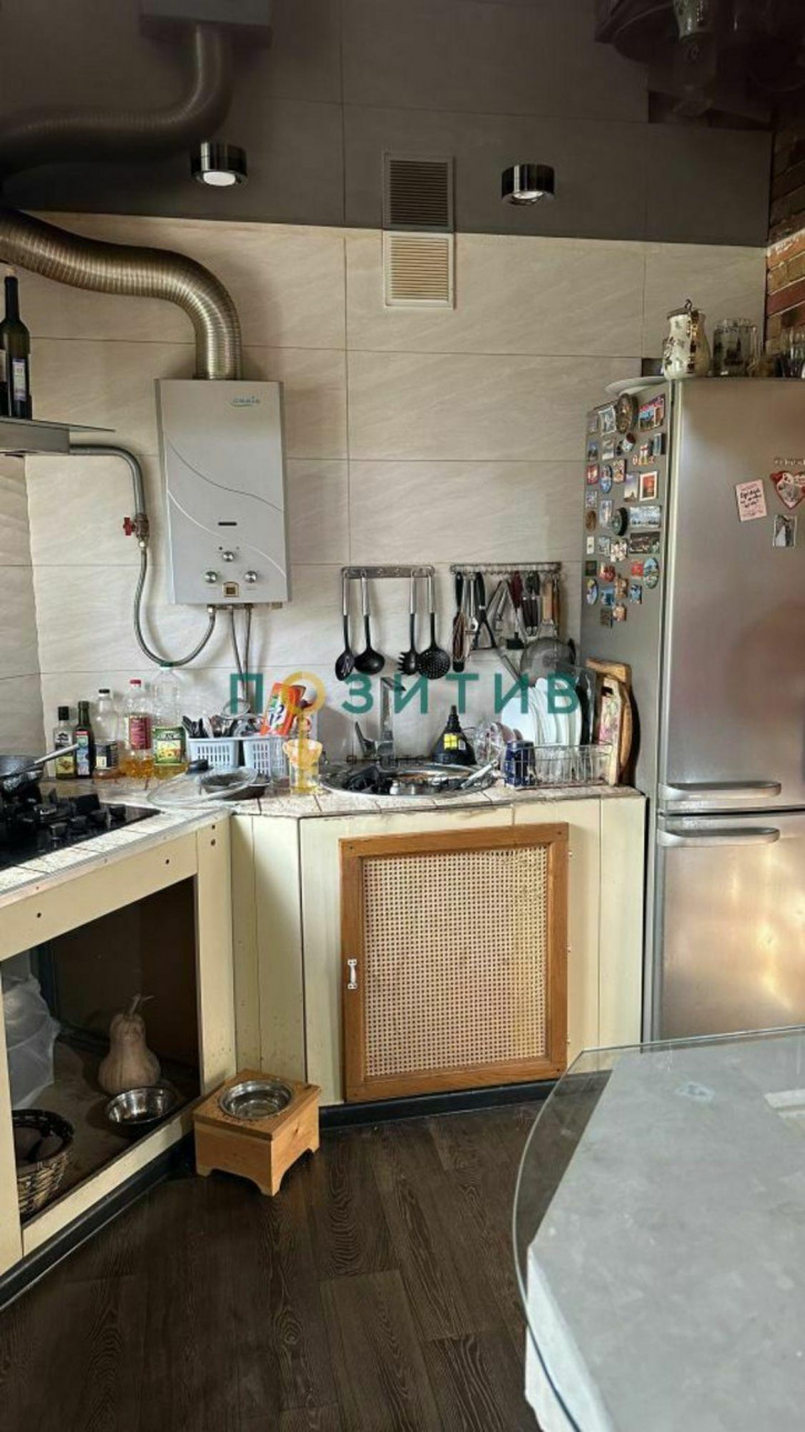 2-комн квартира 50 лет Октября ул, 43