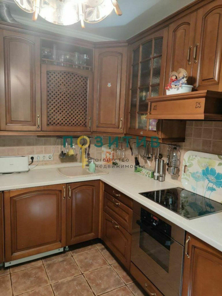 2-комн квартира Орджоникидзе ул, 3