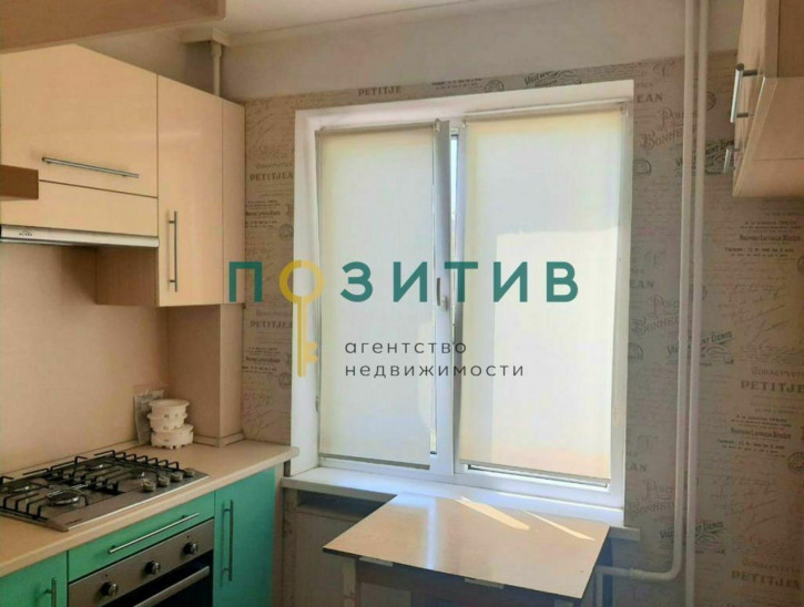 3-комн квартира Восстания ул, 98