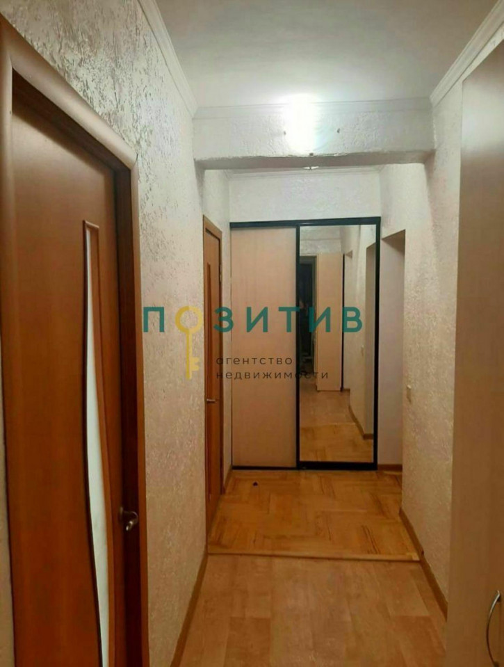 3-комн квартира Восстания ул, 98