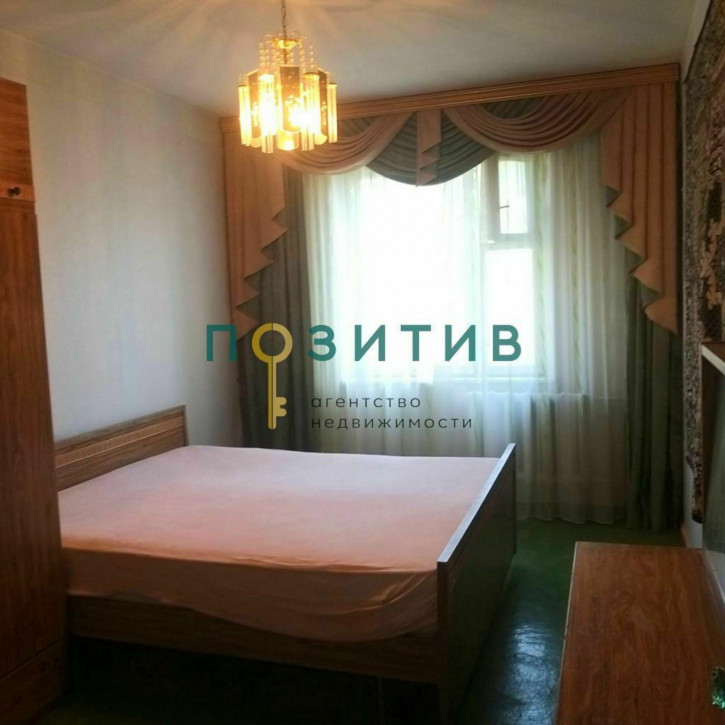 4-комн квартира Крайнего ул, 4