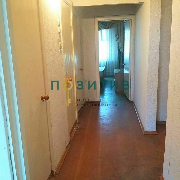 4-комн квартира Крайнего ул, 4