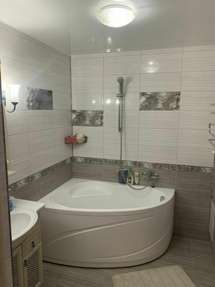 2-комн квартира Первомайская ул, 2к2