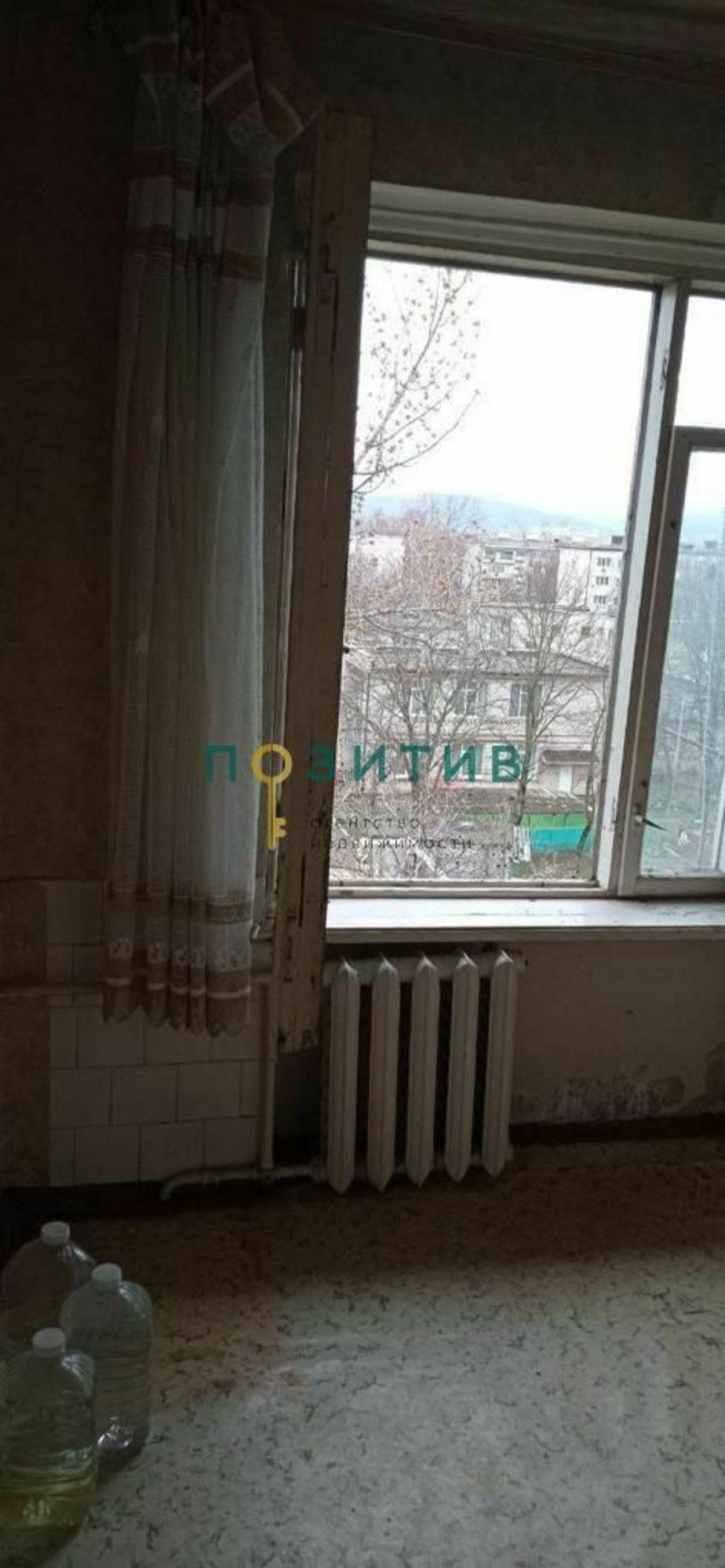 2-комн квартира Восстания ул, 100