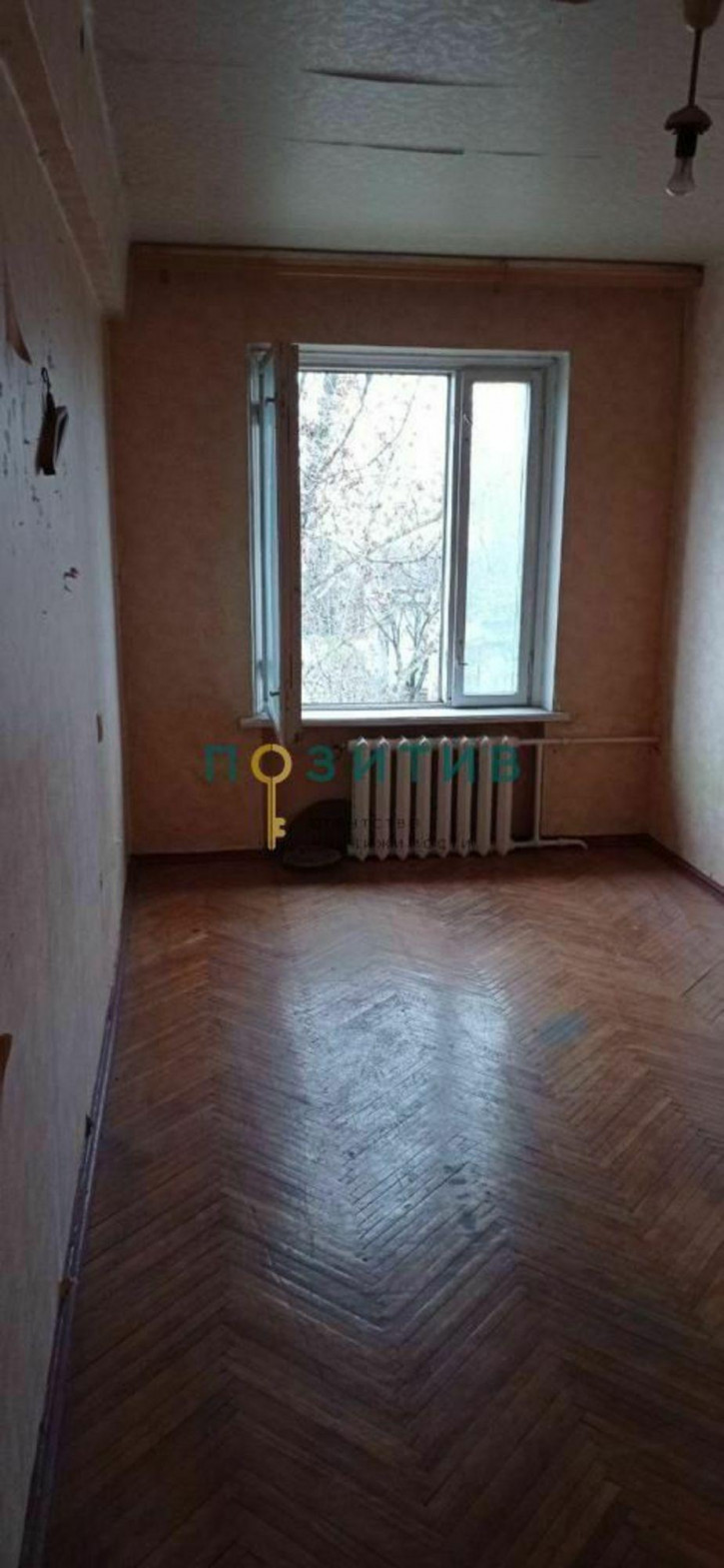 2-комн квартира Восстания ул, 100