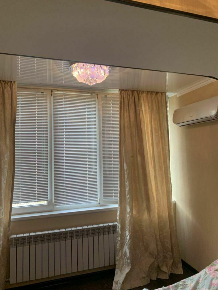 2-комн квартира Булгакова ул, 3