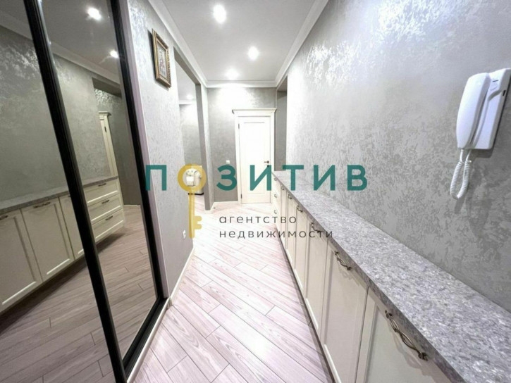 2-комн квартира Октябрьская ул