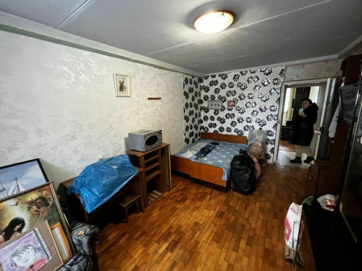 2-комн квартира 40 лет Октября пр-кт, 21