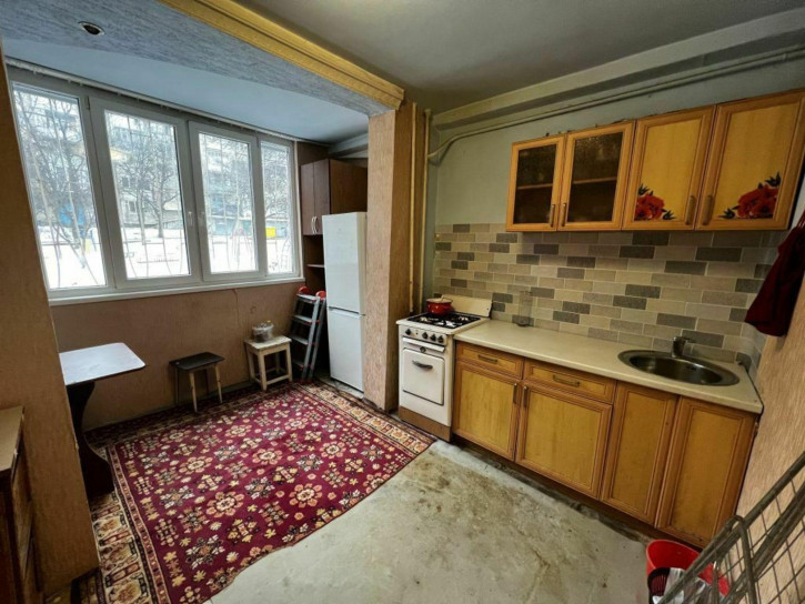 2-комн квартира 40 лет Октября пр-кт, 21