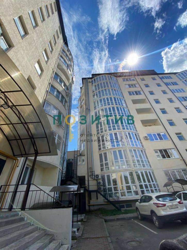 2-комн квартира Нежнова ул, 52