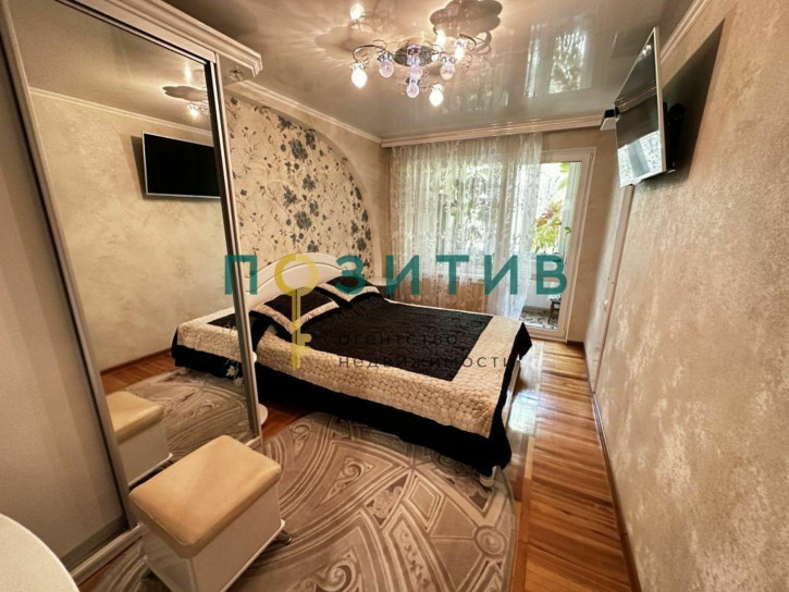 2-комн квартира Адмиральского ул, 31
