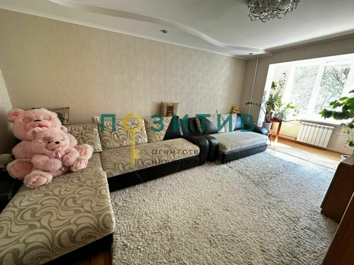 2-комн квартира Адмиральского ул, 31