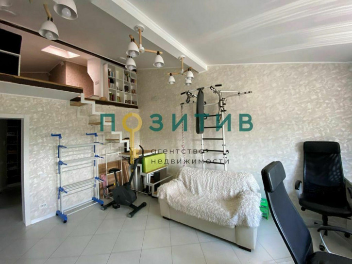 2-комн квартира Нежнова ул, 52