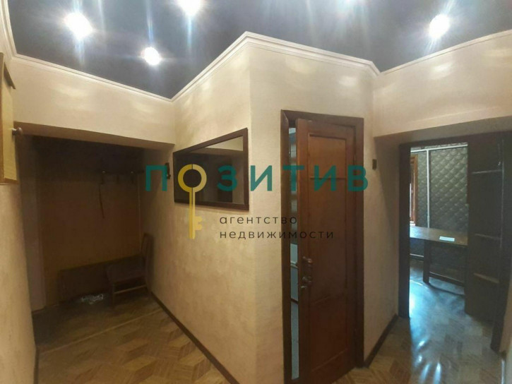 2-комн квартира Юлиуса Фучика ул, 8к3