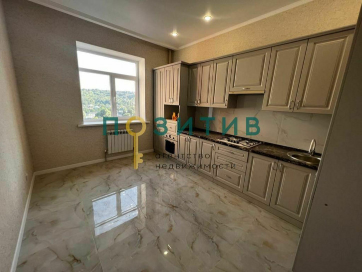 2-комн квартира Пестова ул, 3
