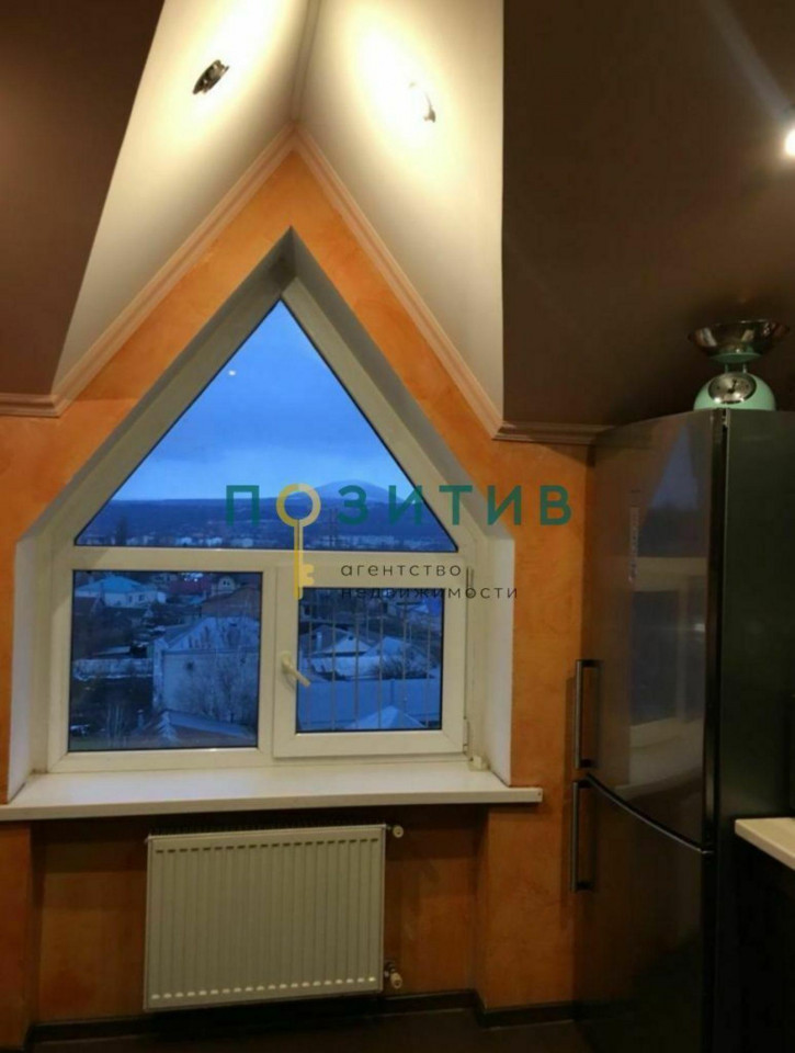 2-комн квартира Розы Люксембург ул, 42