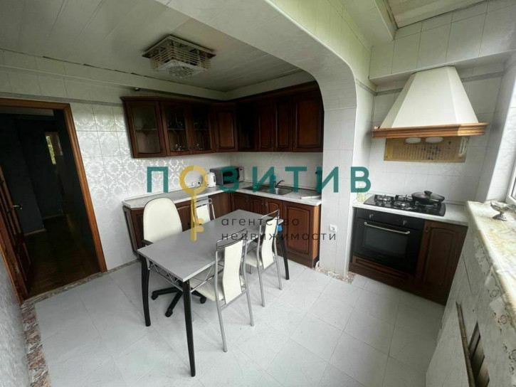 4-комн квартира Адмиральского ул, 8к3