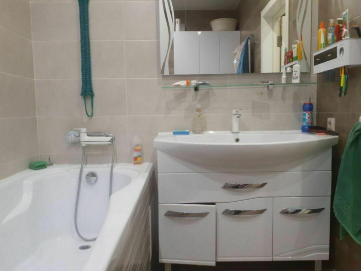 3-комн квартира Кипарисовая ул, 2к1