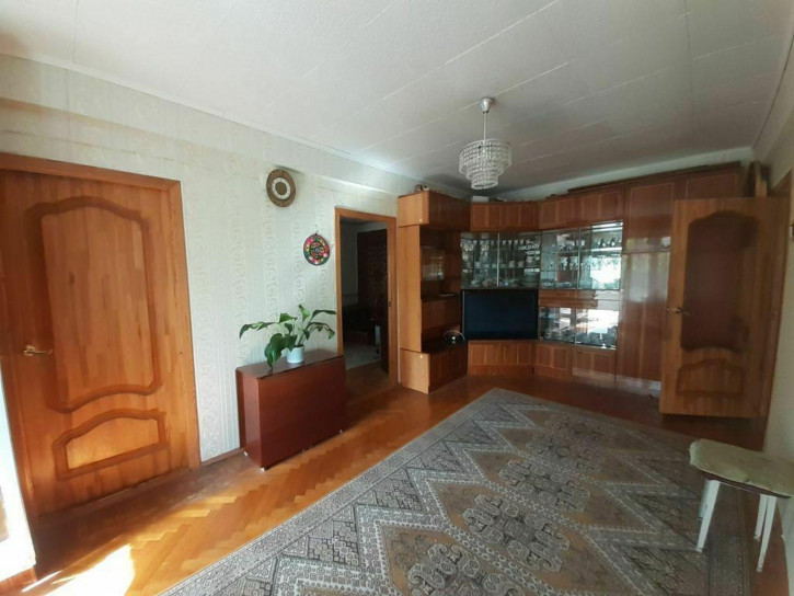 4-комн квартира Юлиуса Фучика ул, 6к2