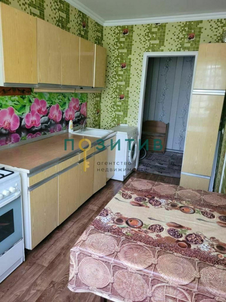 2-комн квартира Пальмиро Тольятти ул, 182