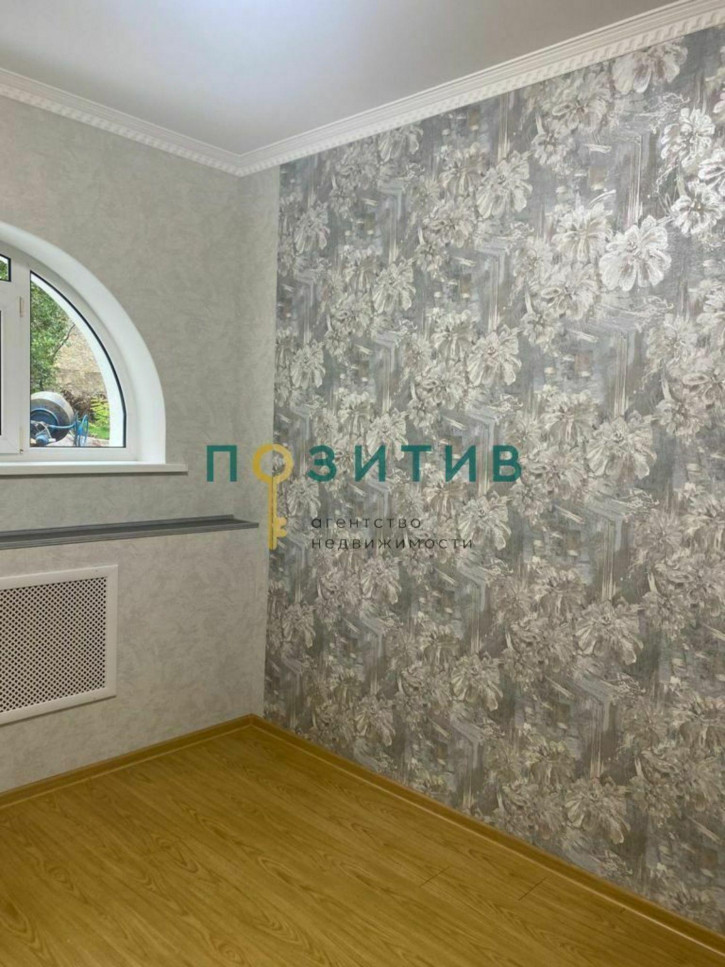6-комн квартира Коста Хетагурова ул, 48