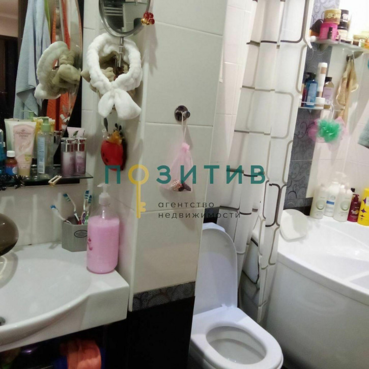 3-комн квартира Ессентукская ул, 36