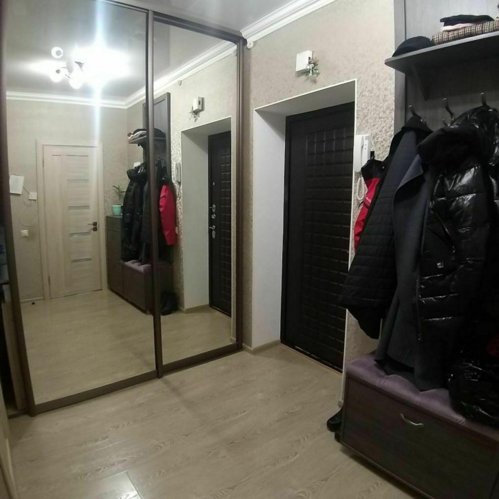 1-комн квартира Оранжерейная ул, 17