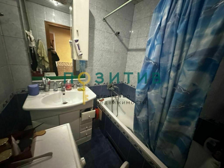 4-комн квартира Панагюриште ул, 18