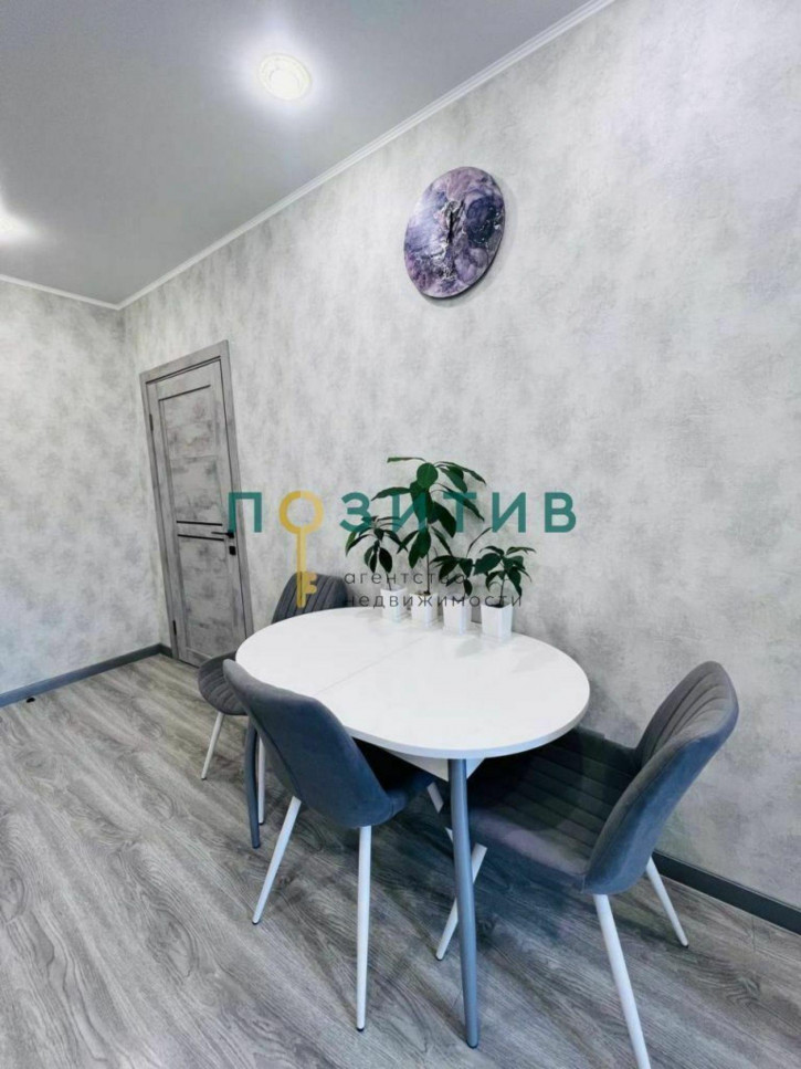 1-комн квартира Кленовая ул, 8
