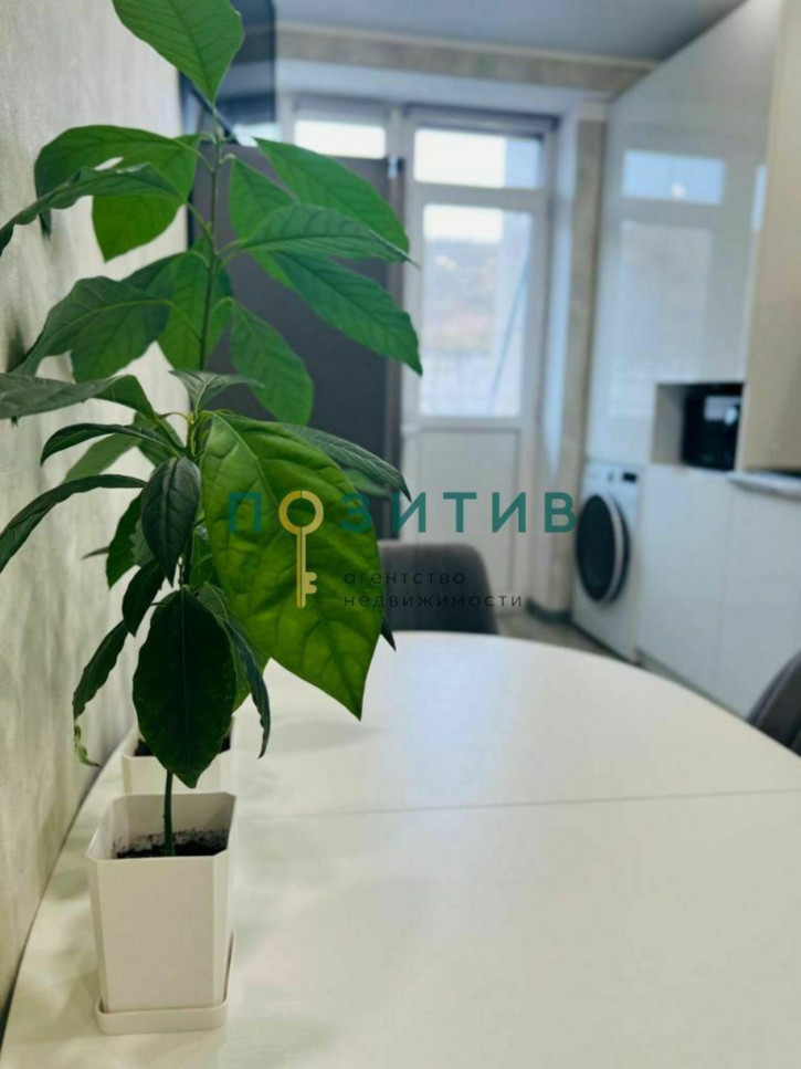 1-комн квартира Кленовая ул, 8