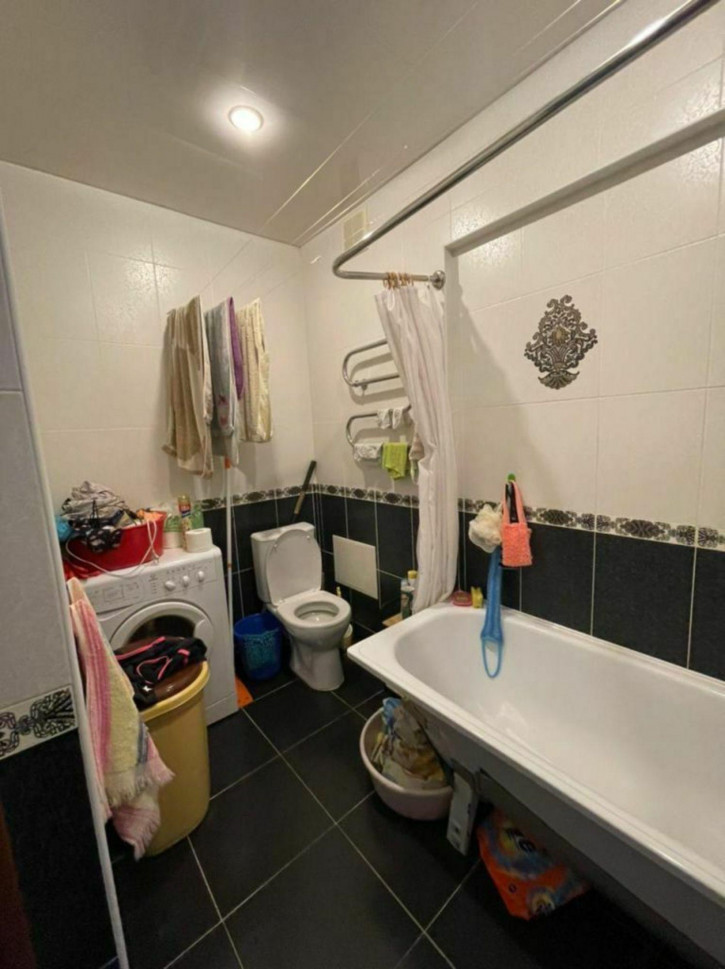 3-комн квартира Патриса Лумумбы ул, 8
