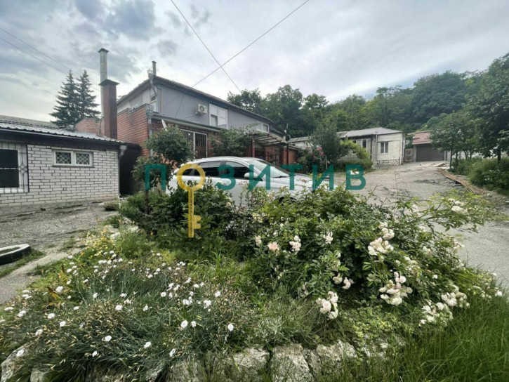2-комн квартира Кирова пл, 13