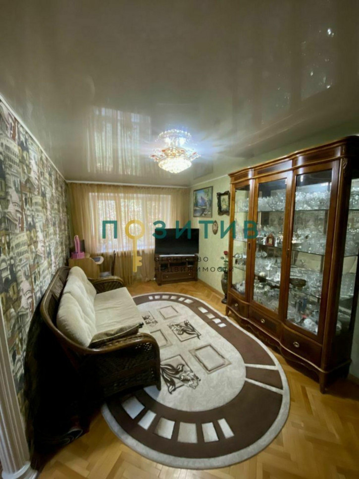 4-комн квартира Зорге ул, 9