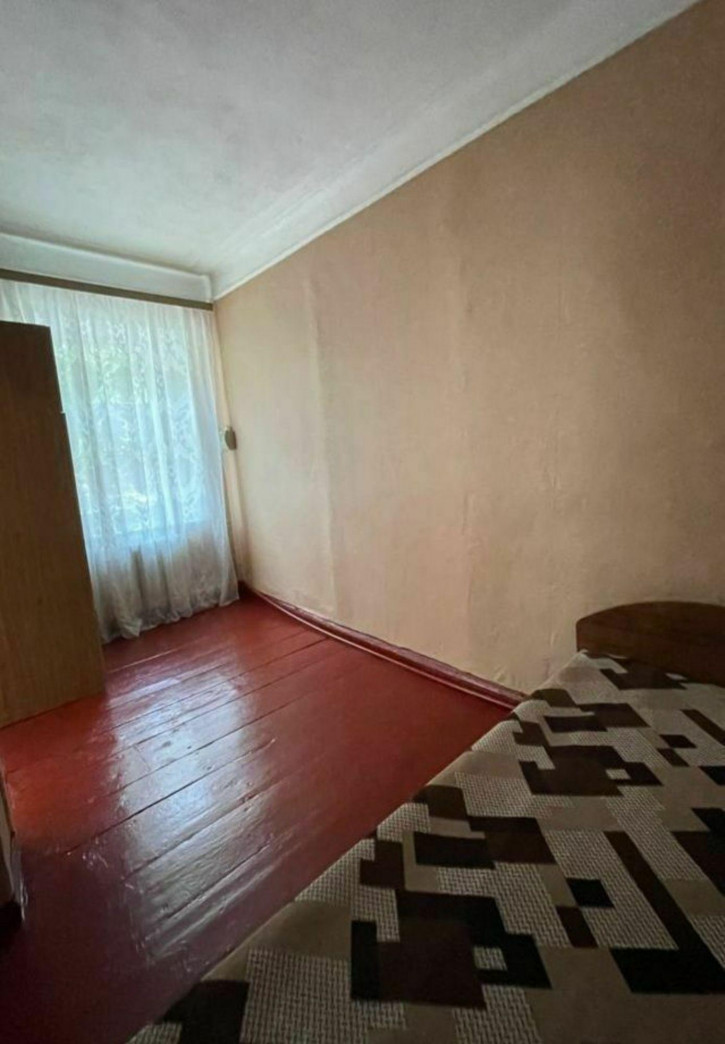 4-комн квартира Октябрьская ул, 28