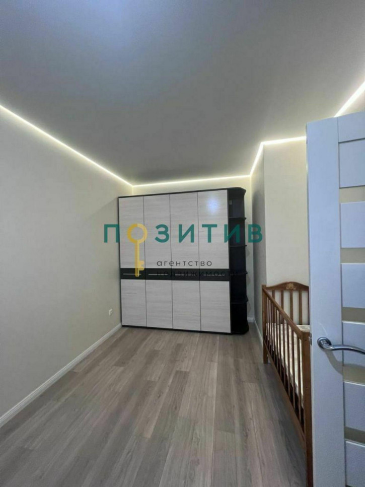 1-комн квартира Кленовая ул, 3