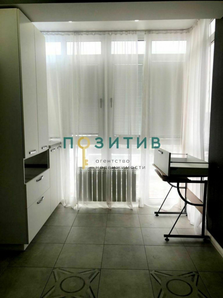 1-комн квартира Кленовая ул, 3