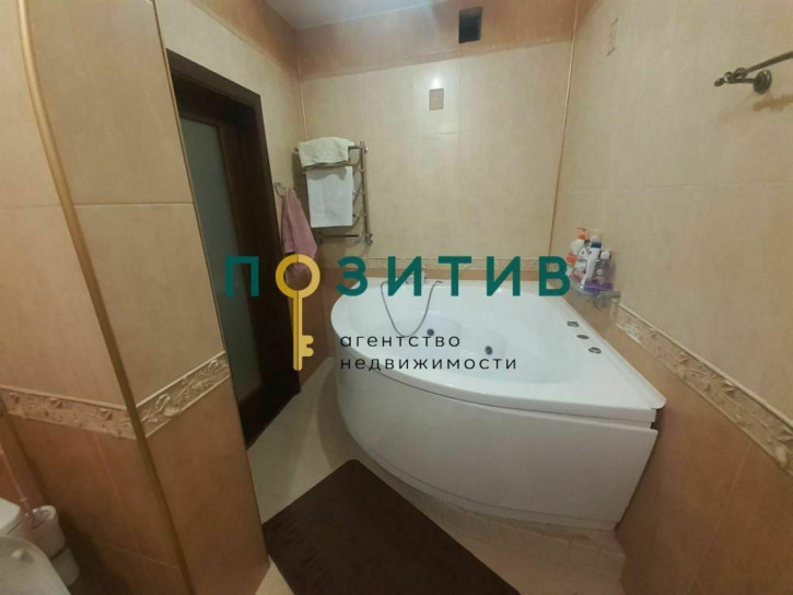 3-комн квартира Пестова ул, 36/74